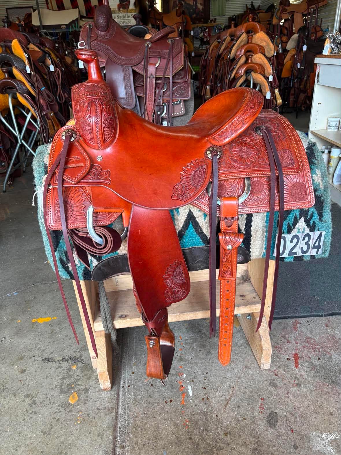 15.5" Robert Teskey Elite Cowhorse